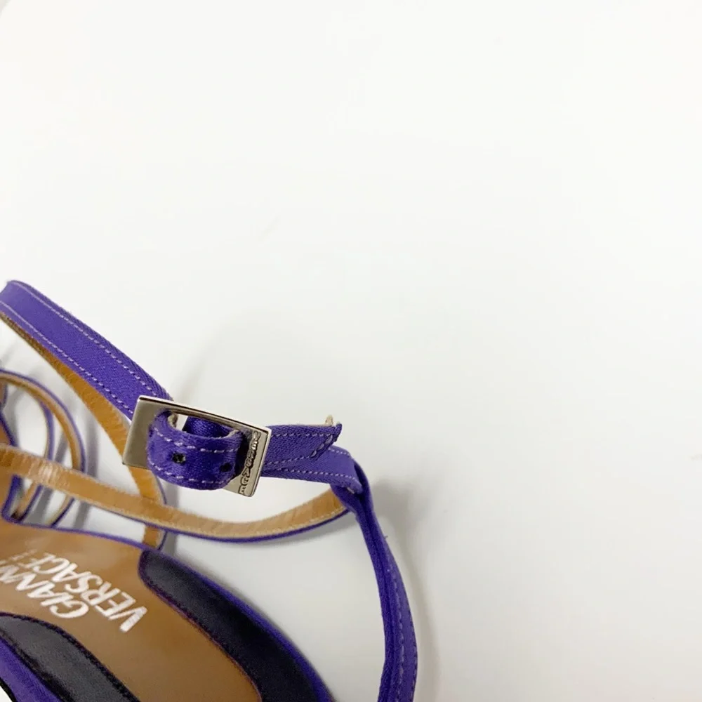 Versace purple satin and rhinestone sandals  38